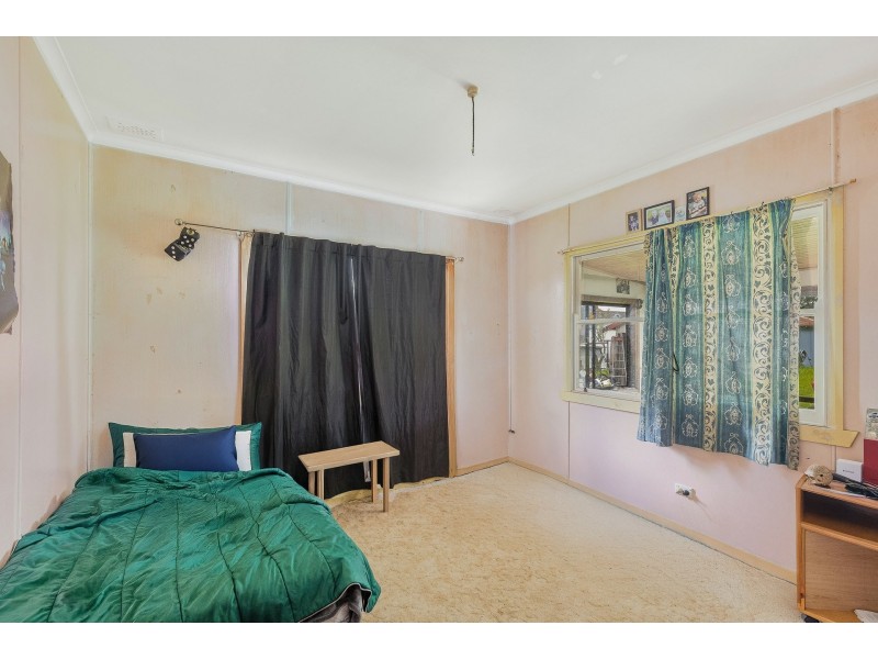 18 Norman Avenue, Bega NSW 2550