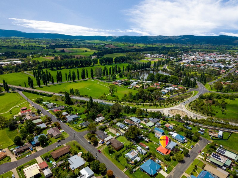 18 Norman Avenue, Bega NSW 2550