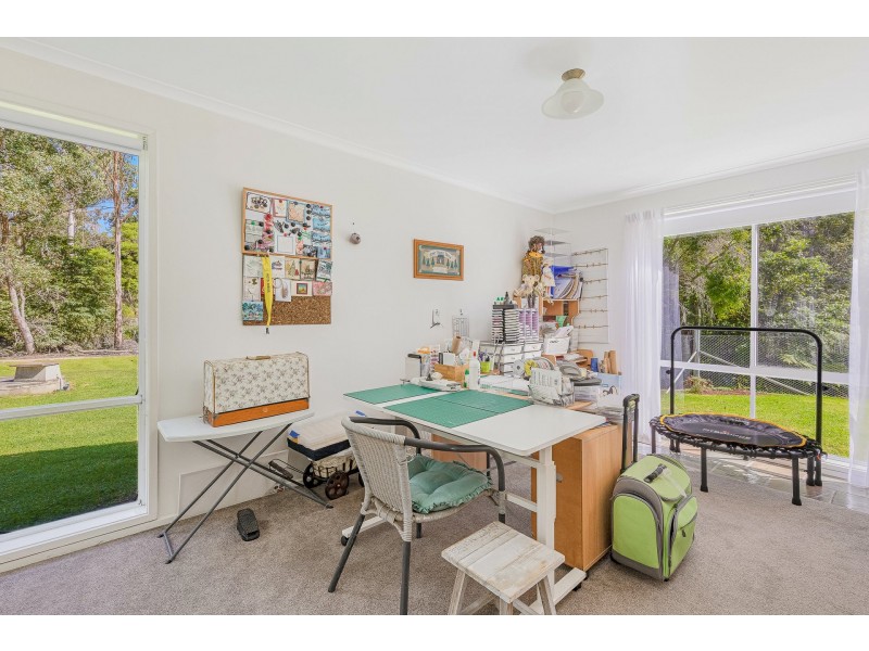 15 Strathmore Crescent, Kalaru NSW 2550