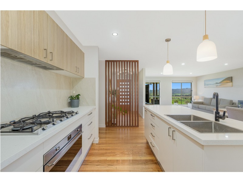 10 Wumbalwarra Drive, Bega NSW 2550