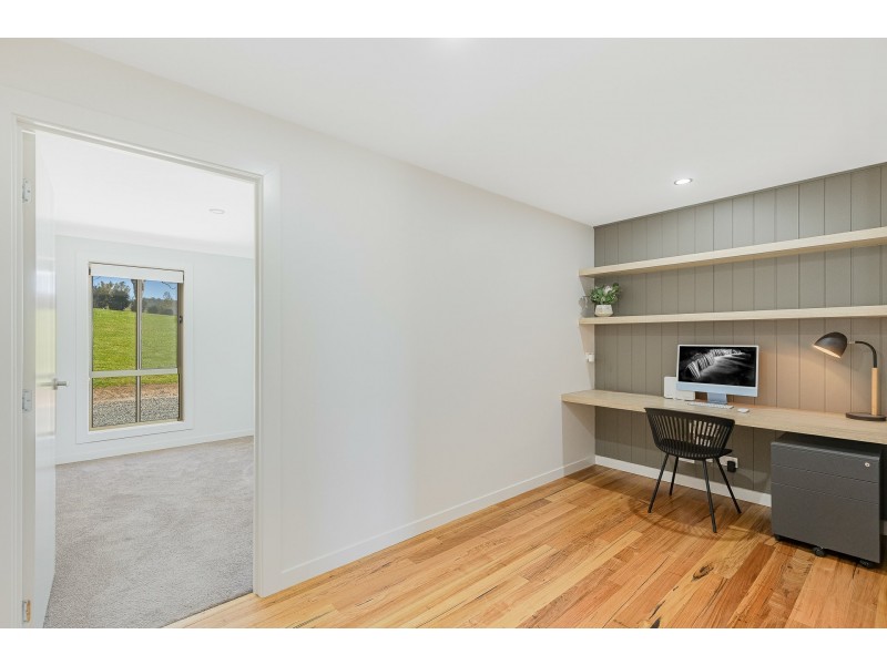 10 Wumbalwarra Drive, Bega NSW 2550