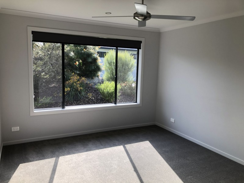 9 Glen Mia Drive, Bega NSW 2550