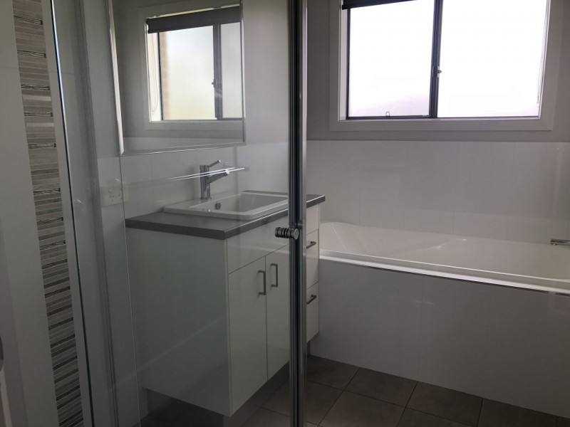9 Glen Mia Drive, Bega NSW 2550