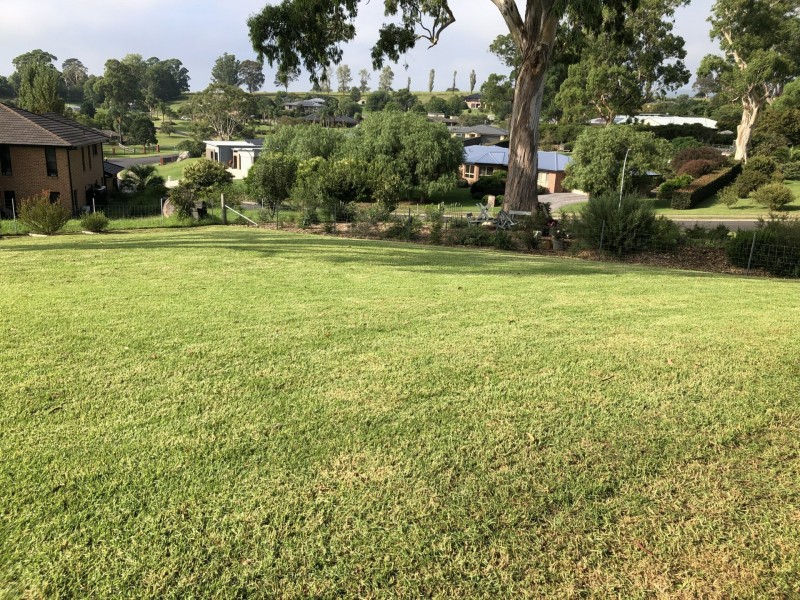 9 Glen Mia Drive, Bega NSW 2550
