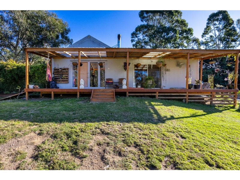 142 Eagles Nest Road, Brogo NSW 2550