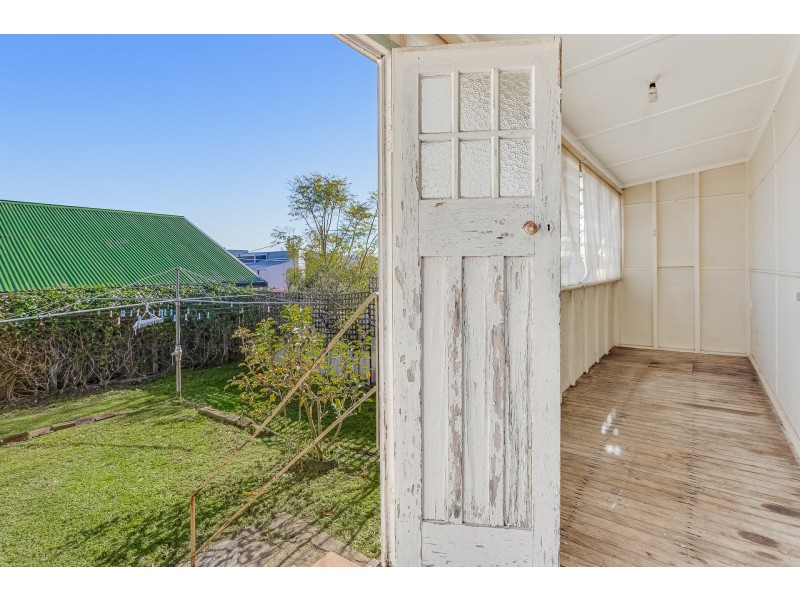 84 Upper Street, Bega NSW 2550