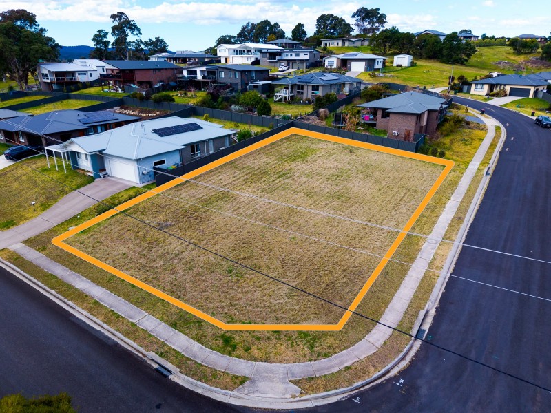 46 Howard Avenue, Bega NSW 2550