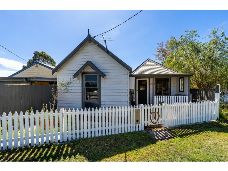 228 Newtown Road, Bega NSW 2550