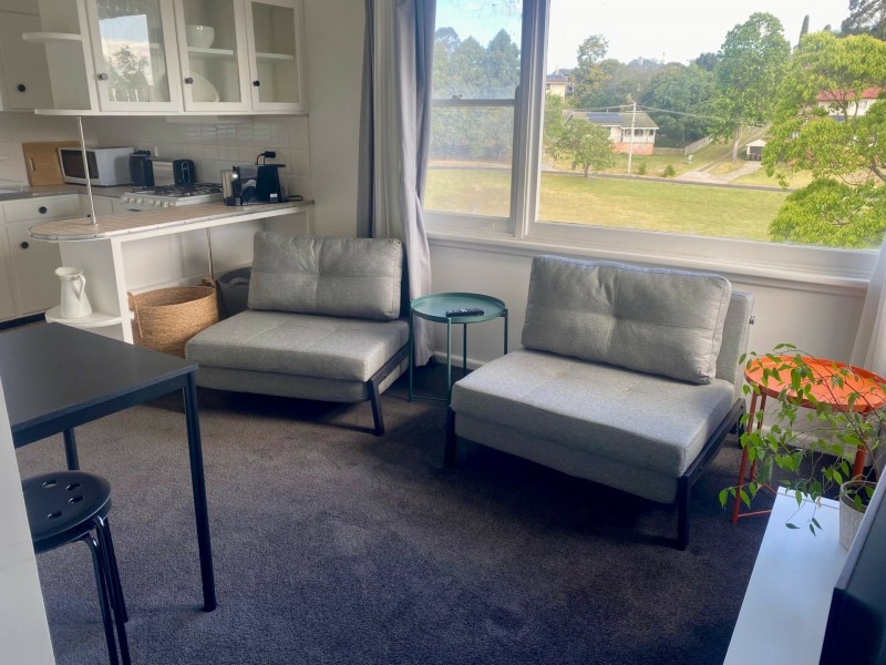 Flat 1/2 Girraween Crescent, Bega NSW 2550