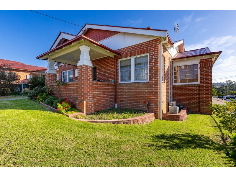 42 Hill Street, Bega NSW 2550