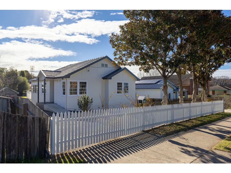 35 Upper Street, Bega NSW 2550