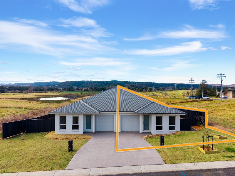 4A Warbler Circuit, Bega NSW 2550