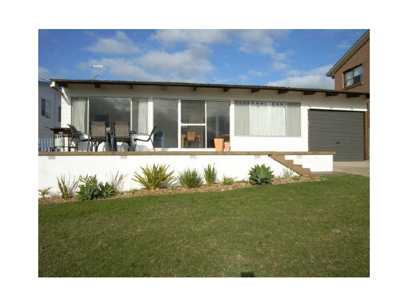 35 Bayview Drive, Tathra NSW 2550