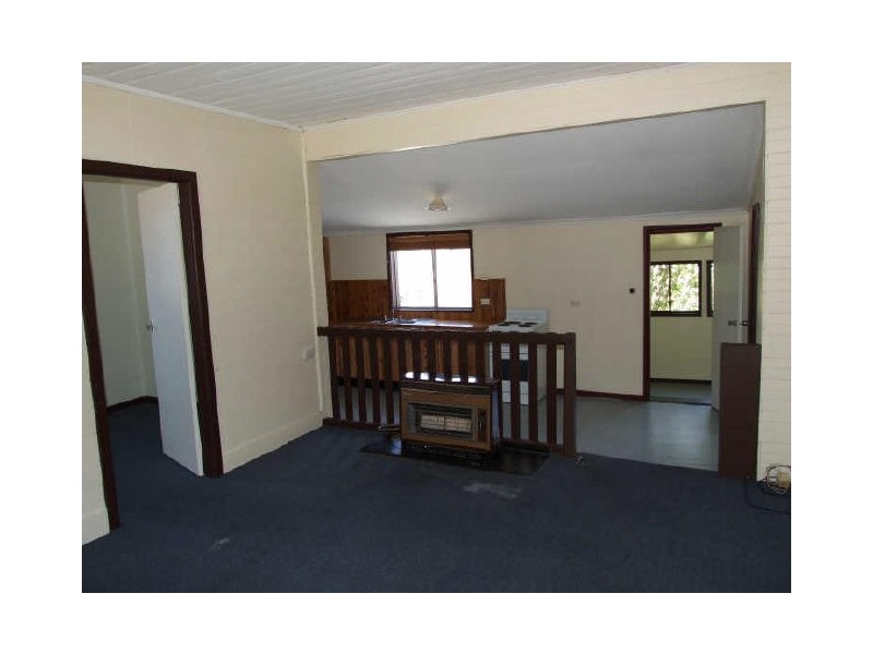 1 Eden Street, Bega NSW 2550