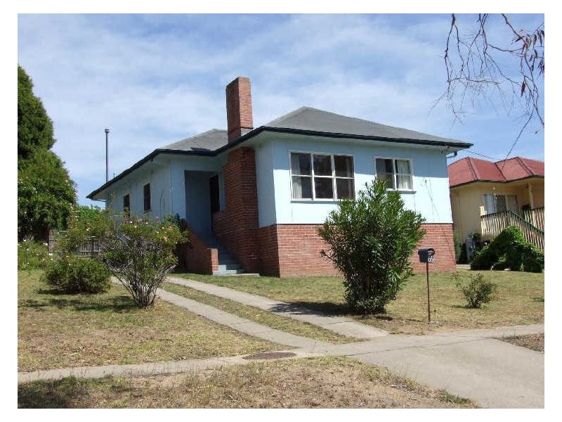 69 Meringo Street, Bega NSW 2550