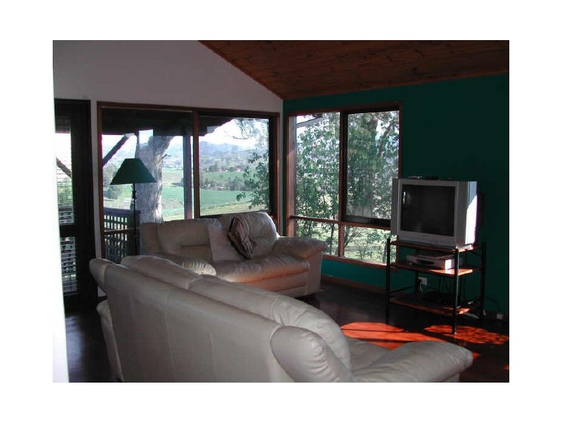 60 Redgum Close, Bega NSW 2550