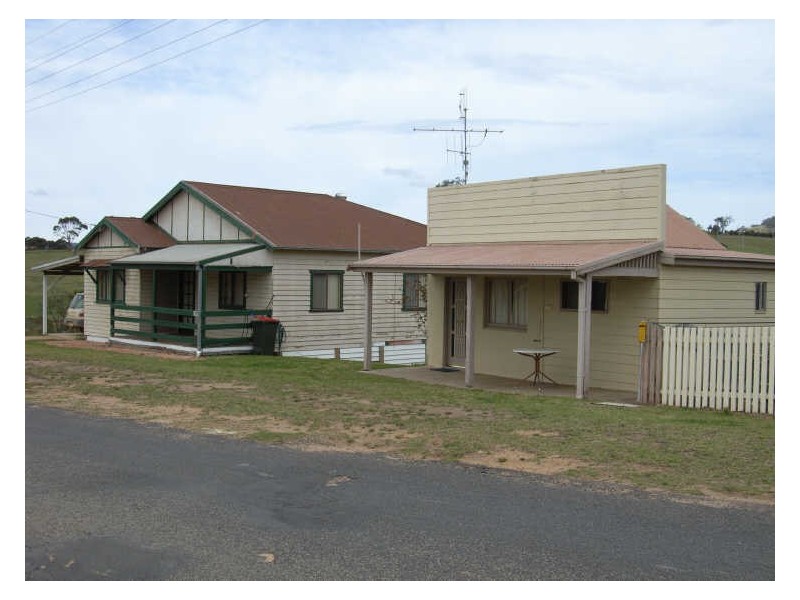 Flat/375 South Wolumla Rd, Wolumla NSW 2550