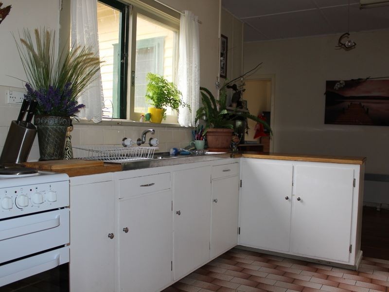 29 Philip Street, Wolumla NSW 2550