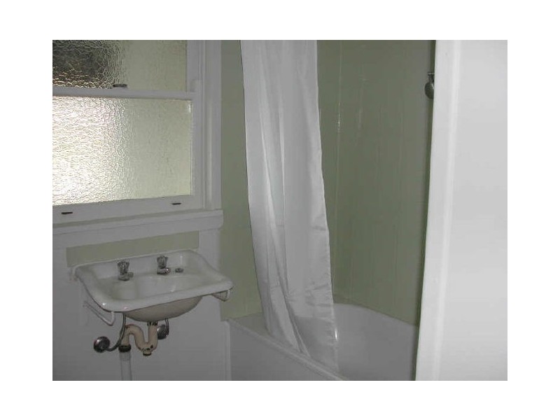 52 Meringo Street, Bega NSW 2550