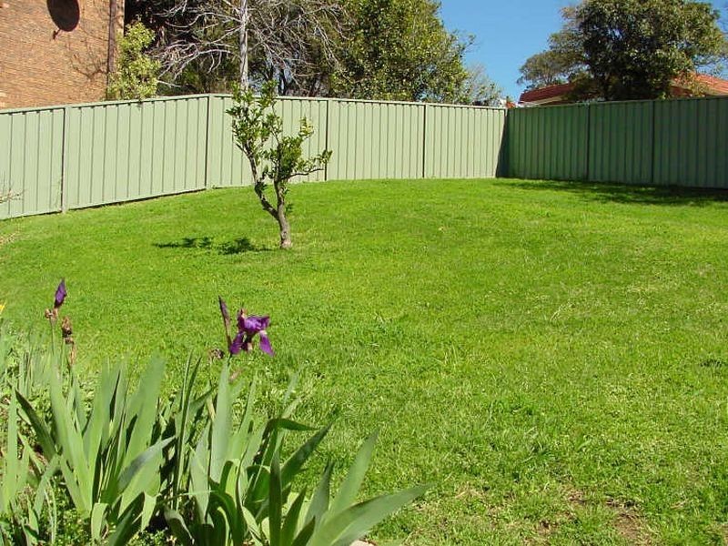 13 Koolgarra Drive, Bega NSW 2550