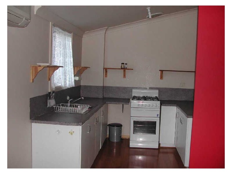 16 Bega Street, Bega NSW 2550