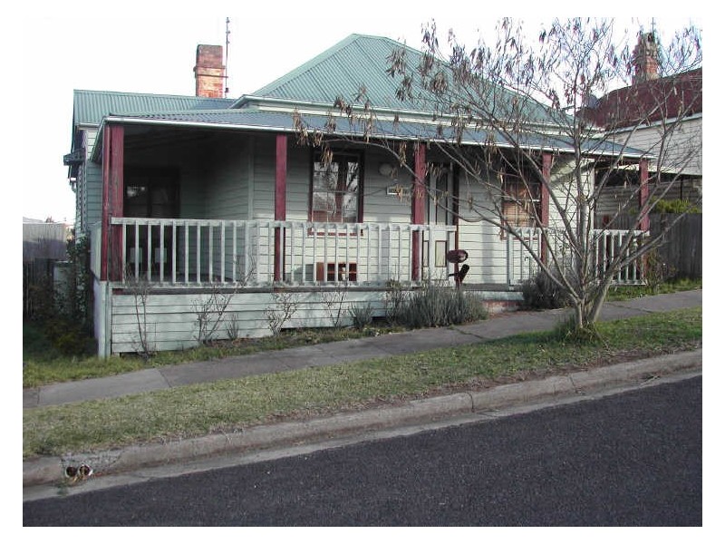 16 Bega Street, Bega NSW 2550