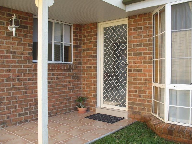 1/28 Carp Street, Bega NSW 2550