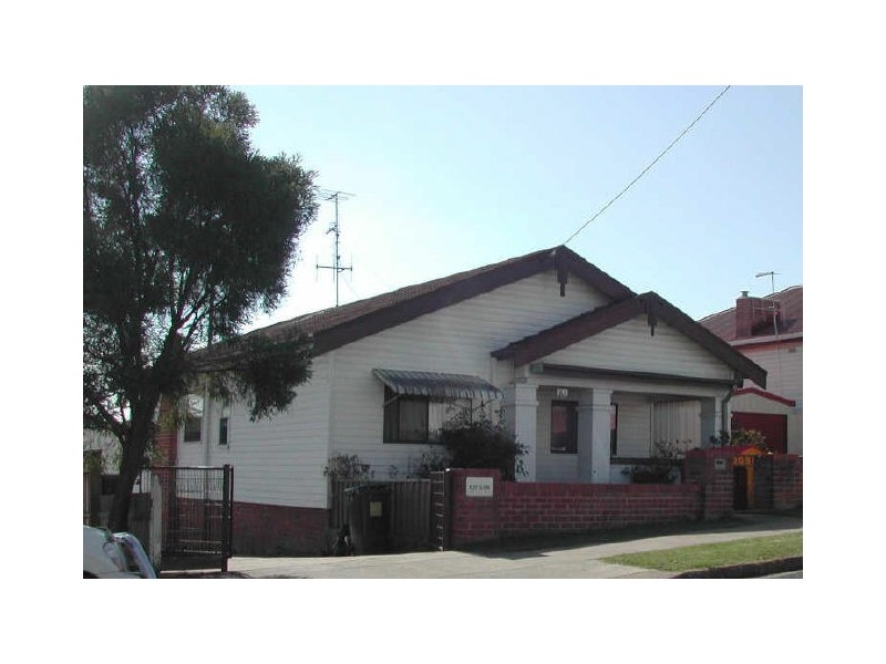 81 Upper Street, Bega NSW 2550