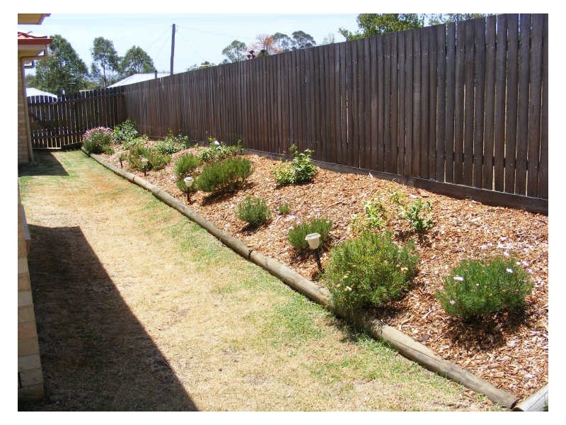 18 Howard Avenue, Bega NSW 2550