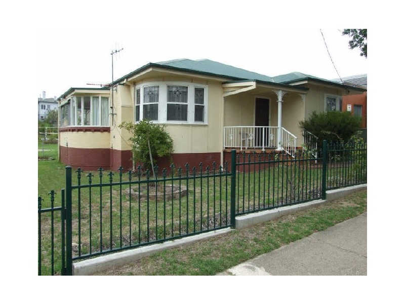 174 Auckland Street, Bega NSW 2550