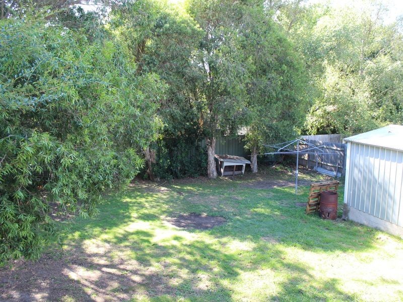 64 Meringo Street, Bega NSW 2550