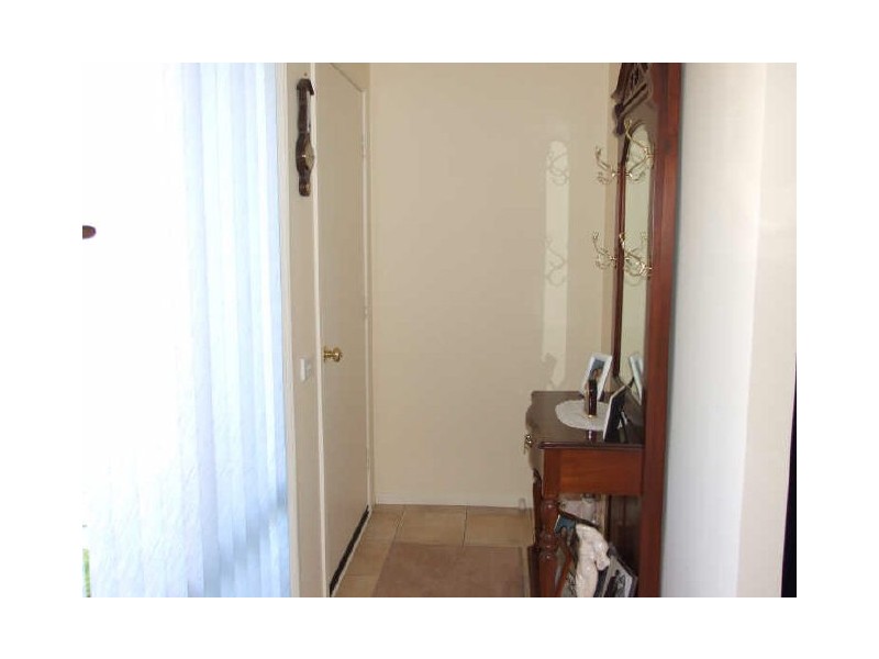 2 Koma Street, Bega NSW 2550