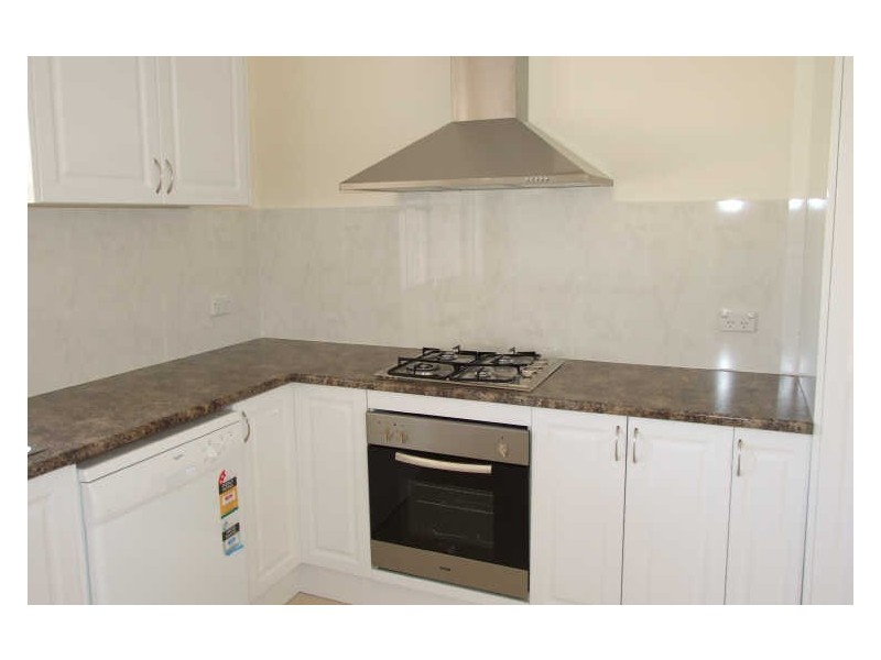 2/7 Thawa Place, Bega NSW 2550