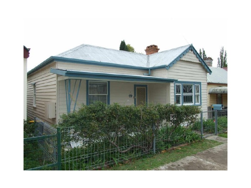 13 Canning Street, Bega NSW 2550