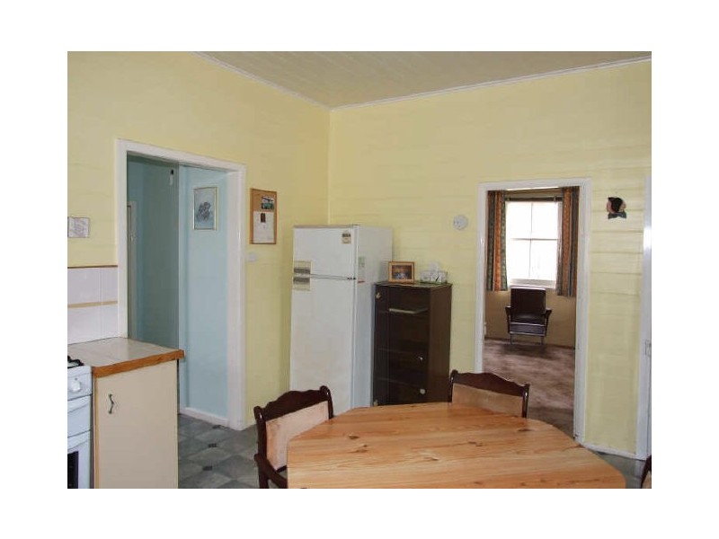 13 Canning Street, Bega NSW 2550