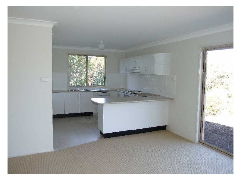 2 Howard Avenue, Bega NSW 2550