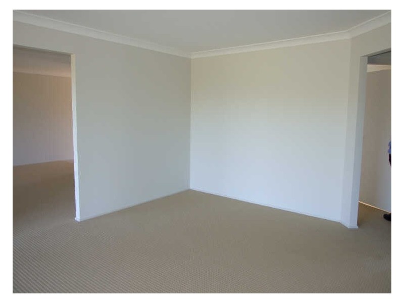 2 Howard Avenue, Bega NSW 2550