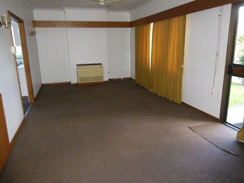 37 Carp Street, Bega NSW 2550