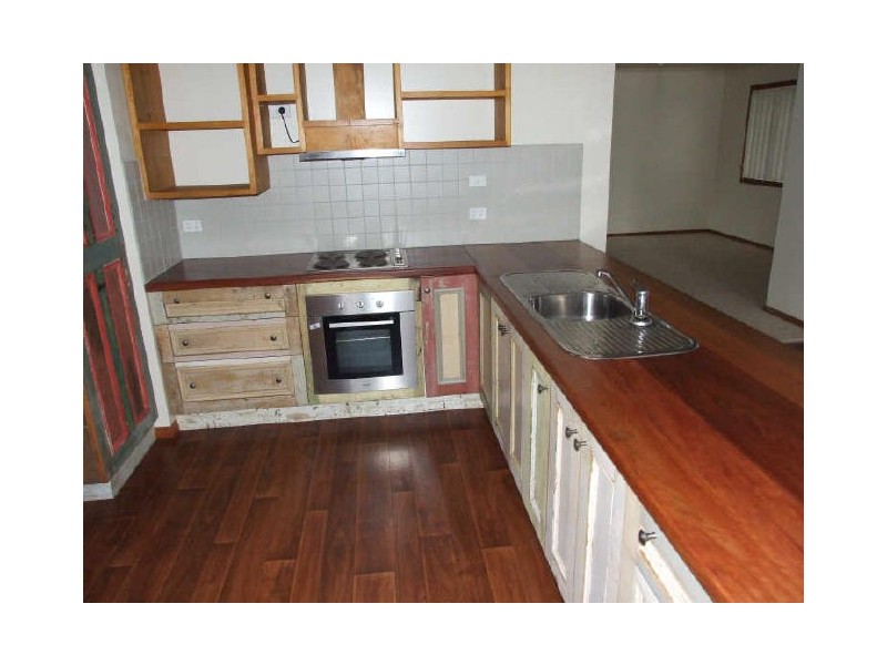 4 Bank Street, Cobargo NSW 2550