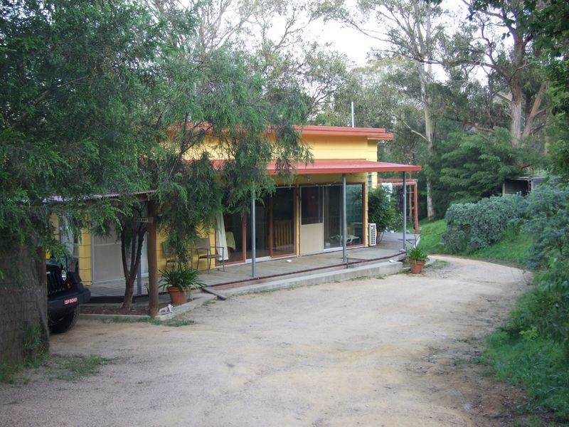 79 Narrawa Place, Bega NSW 2550