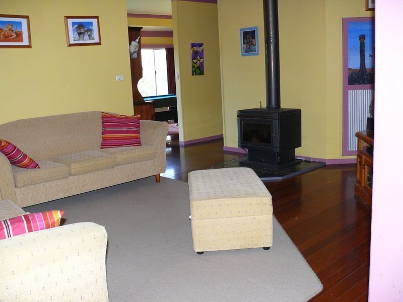 79 Narrawa Place, Bega NSW 2550