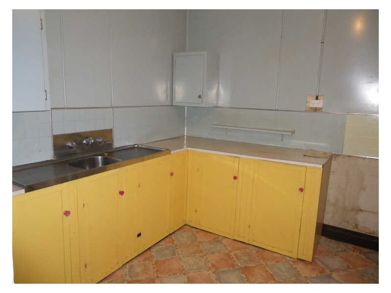 6 Heath Street, Bega NSW 2550