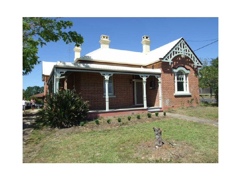 36 Carp Street, Bega NSW 2550