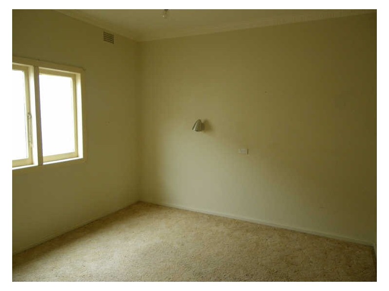 17 Canning Street, Bega NSW 2550