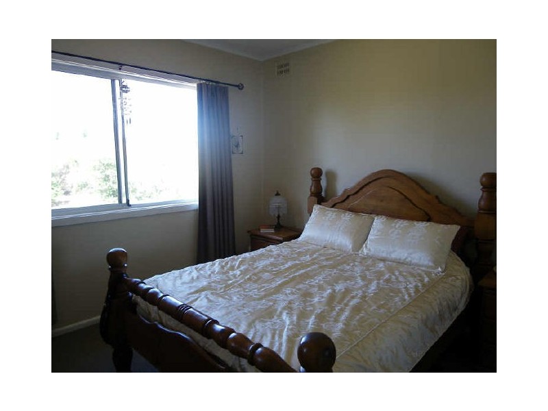 31 Kirkland Cresent, Bega NSW 2550