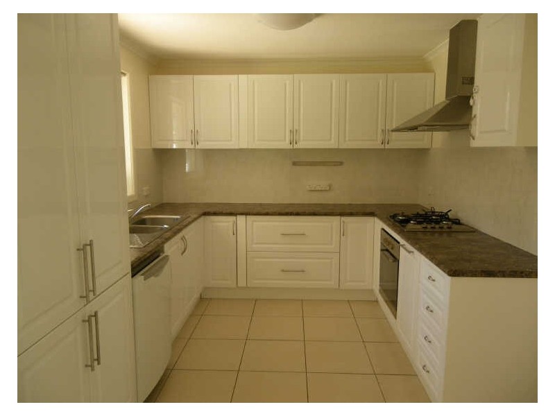 70 Strathmore Crescent, Kalaru NSW 2550