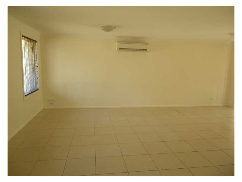 70 Strathmore Crescent, Kalaru NSW 2550