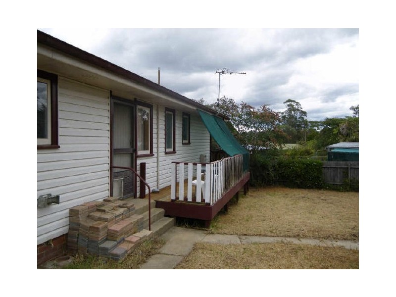 9 Bunyara Drive, Bega NSW 2550