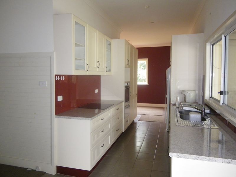 66 Parker Street, Bega NSW 2550
