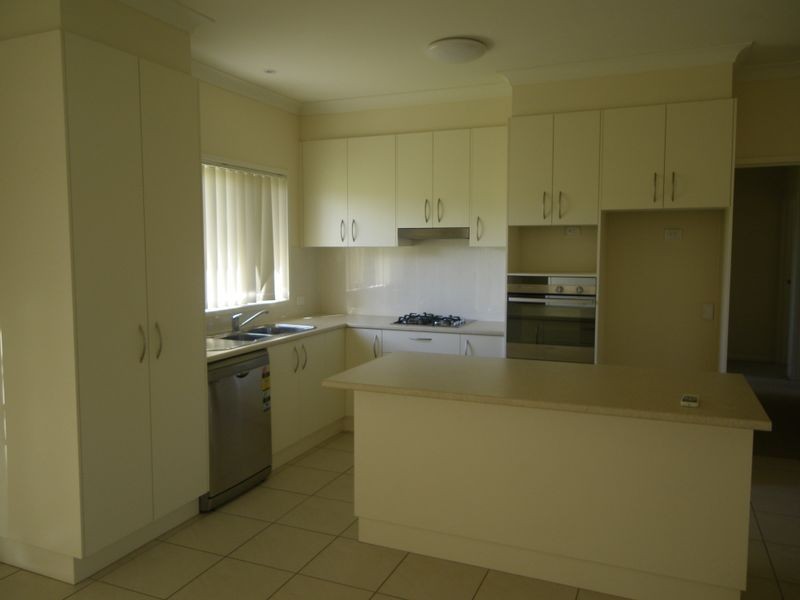 11 Glen Mia Drive, Bega NSW 2550